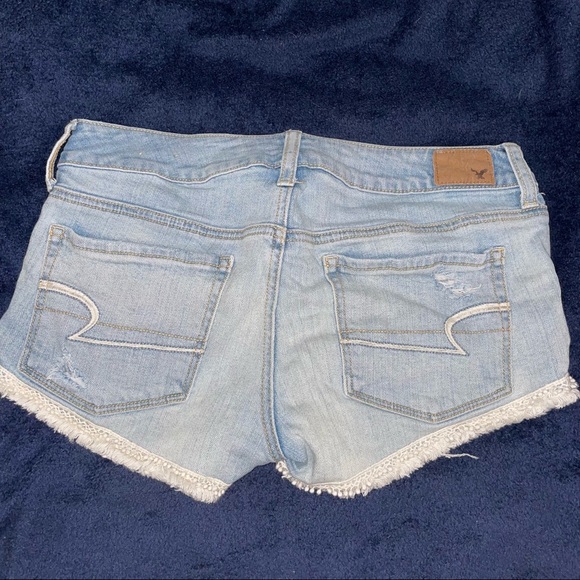 AMERICAN EAGLE jean short - size 6 - Free Shipping! - Picture 2 of 4